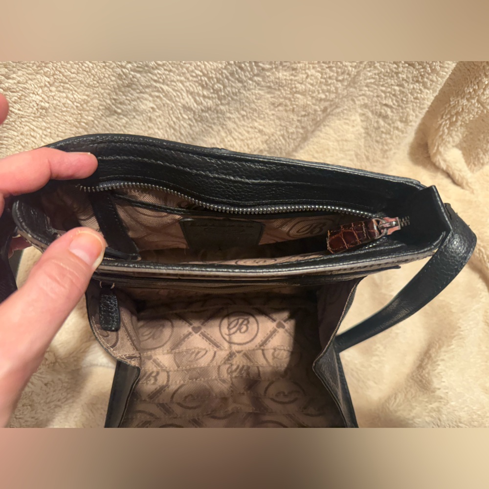 EUC Brighton Crocodile Embossed Leather Crossbody Bag - Picture 7 of 13